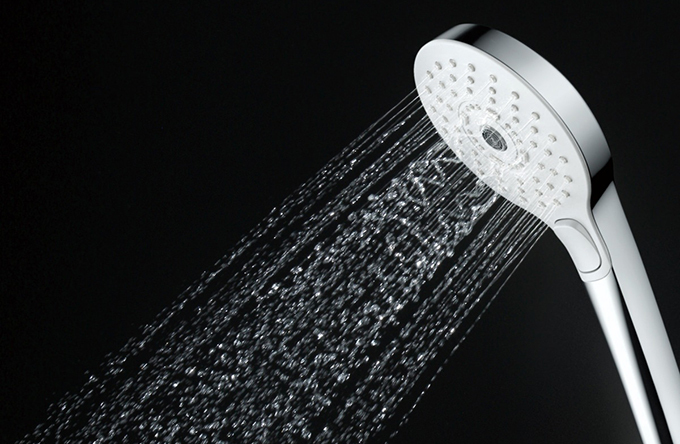 コンフォートウエーブ<br />
2種類の水流をミックスさせた吐水で、適度な浴び心地をお楽しみいただけます。